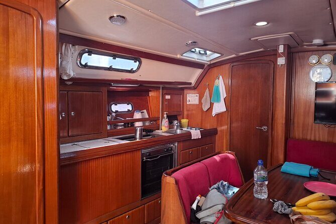 Dubrovnik: Full day group sail boat tour to Elaphiti & Blue cave - Frequently Asked Questions