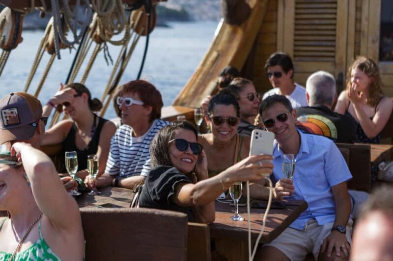 Dubrovnik: Galleon Sunset Cruise with a Live Guide & Drink - Is It Worth the Price?