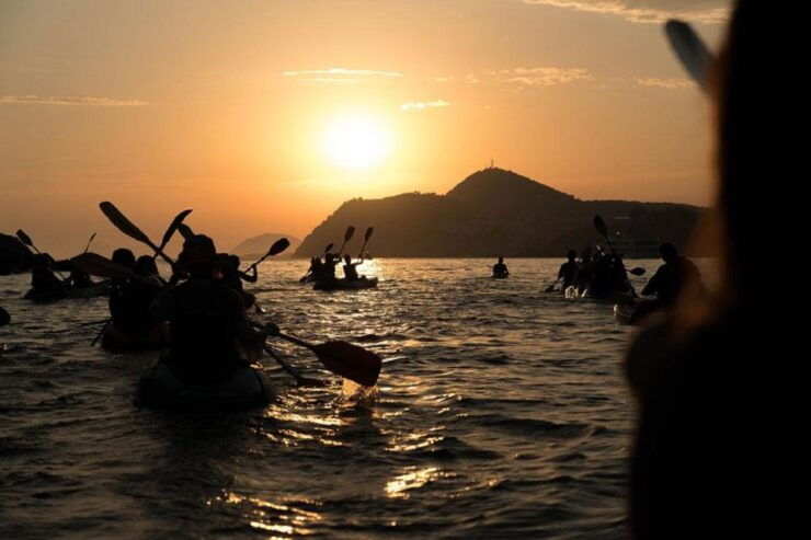 Dubrovnik: Guided Sunset Sea Kayaking With Snacks and Wine - Experience Highlights