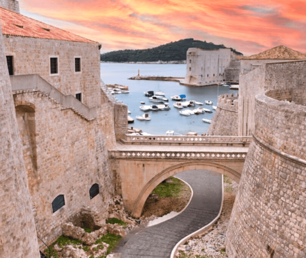Dubrovnik Guiding Tour With Wine Tasting From Split County - Frequently Asked Questions
