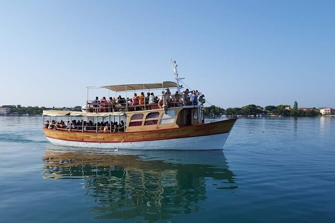 Dubrovnik Islands Boat Tour With Lunch and Unlimited Drinks - The Sum Up
