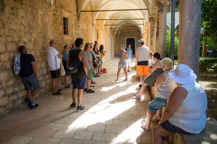 Dubrovnik: King's Landing and the Iron Throne Walking Tour - Tour Duration and Guide Details