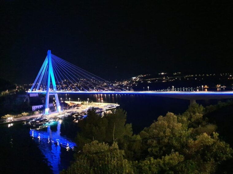 Dubrovnik Night Drive: Lights of the Adriatic - Authenticity and Unique Aspects
