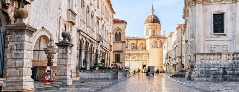 Dubrovnik: Old City Walking Tour with a FREE Polaroid Photo - An In-Depth Look at the Dubrovnik Old City Walking Tour