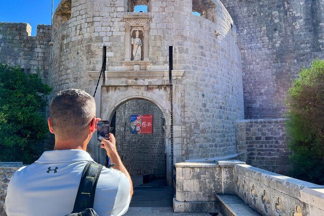 Dubrovnik Old Town History Walking Tour with Hidden Gems - A Step-by-Step Breakdown of the Itinerary