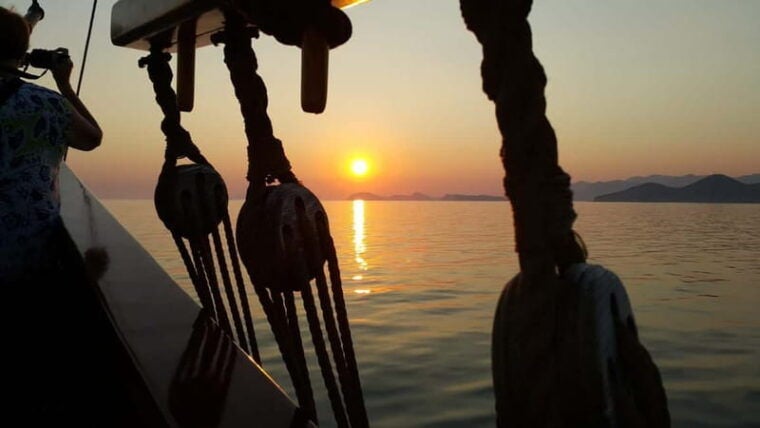 Dubrovnik: Panoramic Sunset Cruise on Karaka Ship - The Itinerary and What to Expect