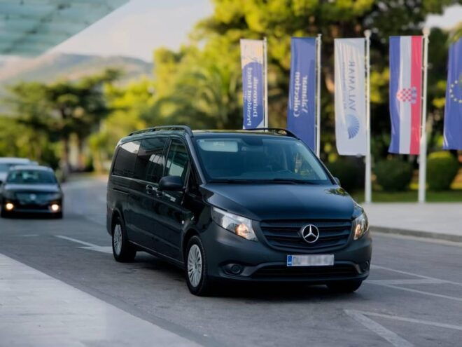 Dubrovnik Private Airport Transfer - Mercedes-Benz Van - Professional Driver Information