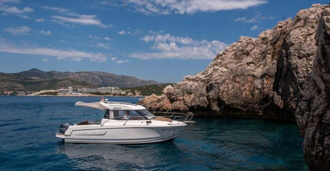 Dubrovnik: Private Elaphiti Islands and Blue Cave Tour - Exploring the Elaphiti Islands