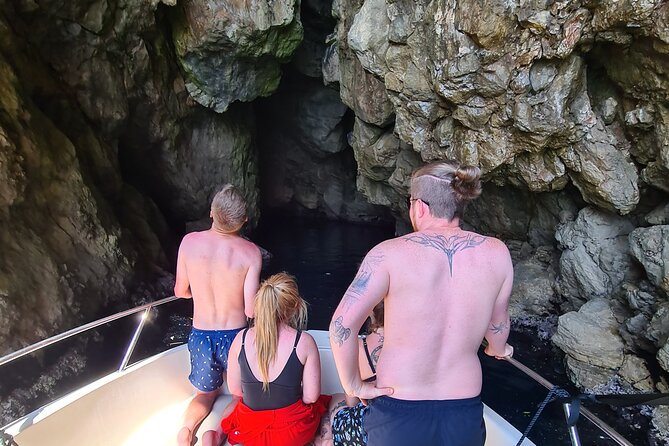 Dubrovnik Private Speedboat Tour to Elaphite Islands With Drinks - The Sum Up