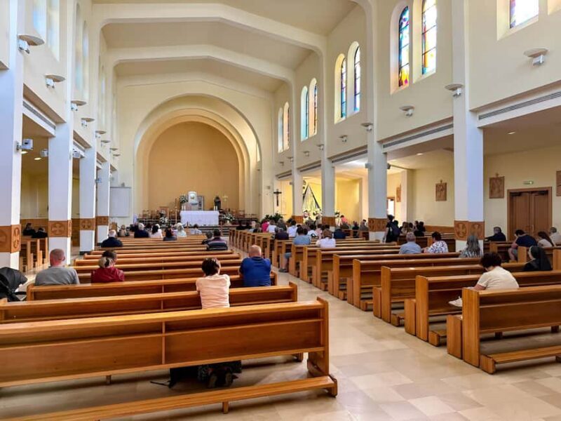 Dubrovnik: Private Tour to Meugorje and Kravice Waterfalls - Who Is This Tour Best For?