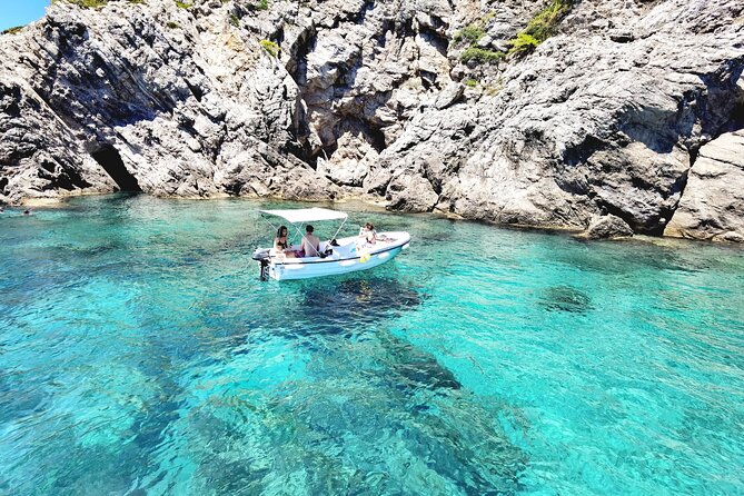 Dubrovnik Self-Drive Boat Rental for up to 6 People - Rental Details