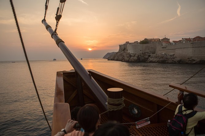 Dubrovnik Sunset Cruise by Traditional Karaka Boat - Reviews