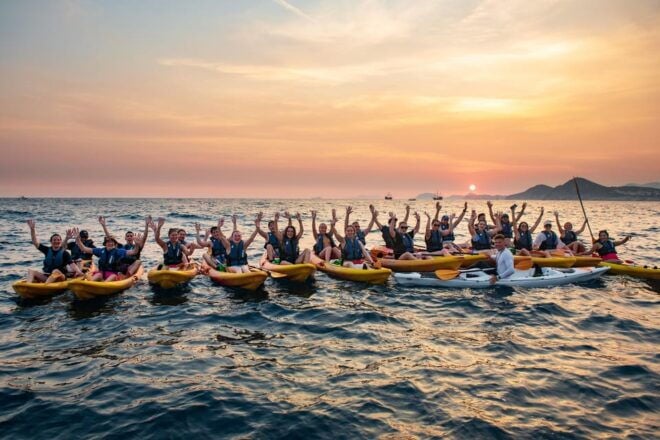 Dubrovnik: Sunset Kayaking and Snorkeling Tour - Meeting Point and What to Bring