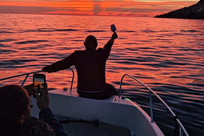 Dubrovnik Sunset Tour By Boat With Local - Explore Game of Thrones Filming Locations
