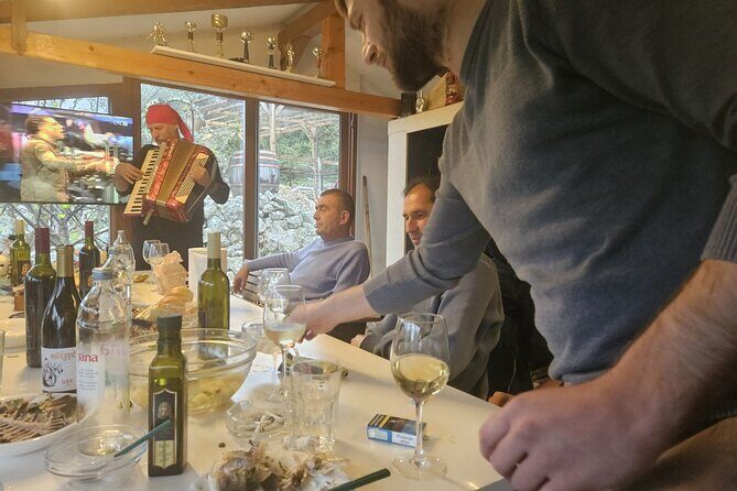 Dubrovnik to Split PRIVATE transfer with GOURMET LUNCH in price - Introduction: A Taste of Croatia’s Best in Comfort and Style