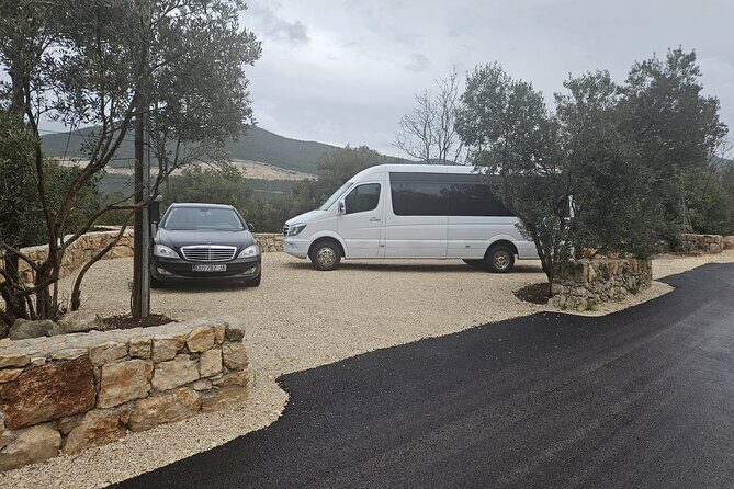 Dubrovnik to Split PRIVATE transfer with GOURMET LUNCH in price - Final Stop: Split or Trogir