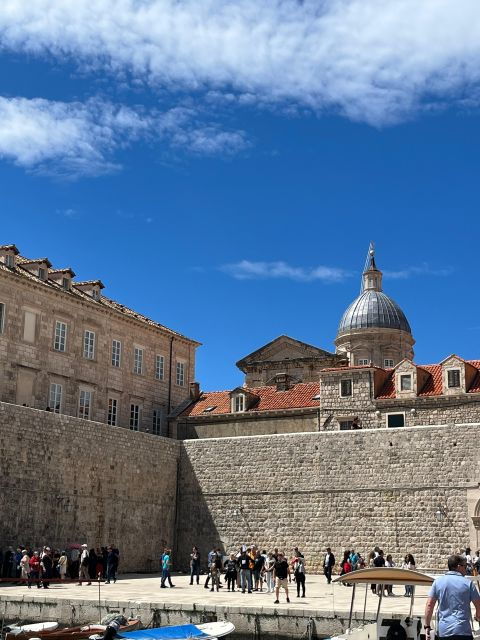 Dubrovnik tour with 100% Dutch speaking guide. - FAQ