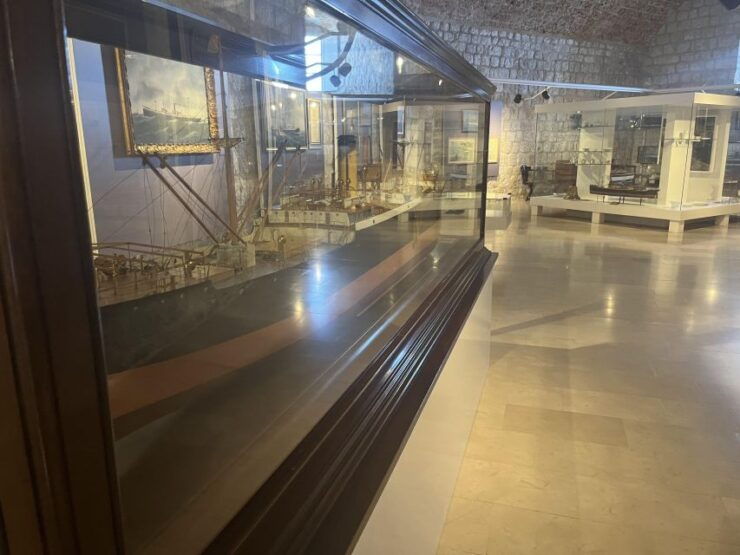 Dubrovnik Walking Tour With 4 Main Museums - Experience Highlights