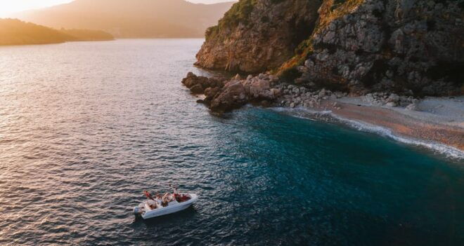 Dubrovnik:Elaphiti Islands and Caves Private Speedboat Tour - Important Information