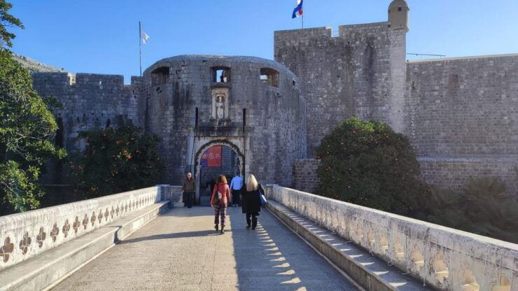 Dubrovnik's Old Town: An Audio Tour of the Walled City - Tour Overview