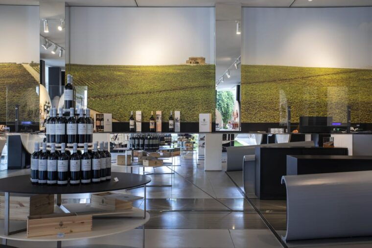 Duca Di Salaparuta Winery: Dukes Excellences Tour - Customer Experiences and Ratings
