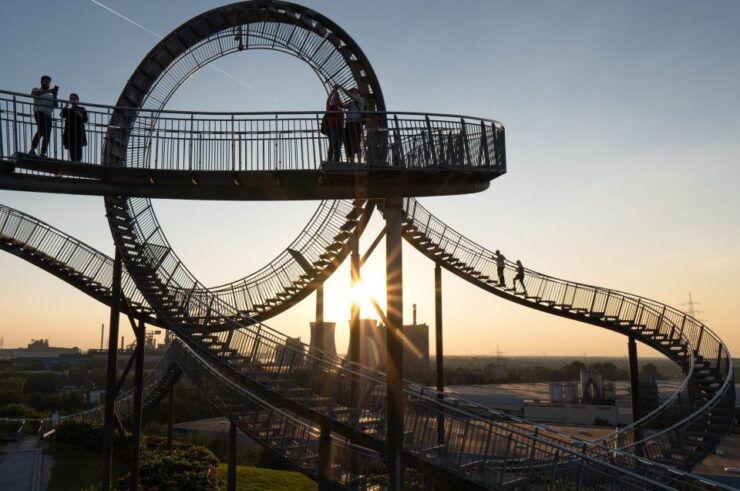 Duisburg: Guided Evening Tour at "Tiger and Turtle" - Activity Overview