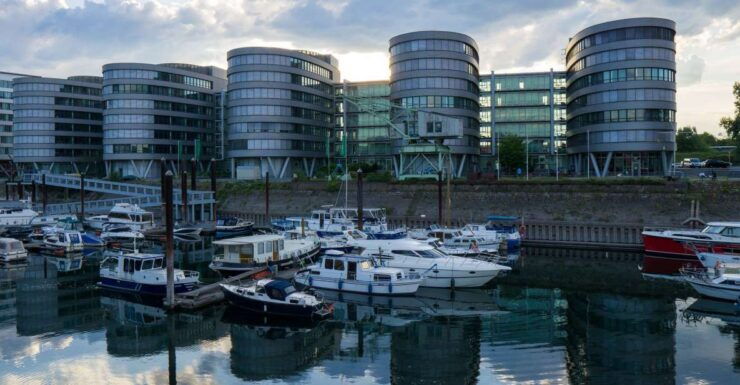 Duisburg: Guided Walking Tour Through the Inner Harbour - Experience Duisburgs Maritime Flair