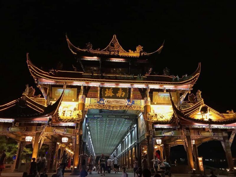Dujiangyan: Evening Lantern Tour with Local Food - Good To Know