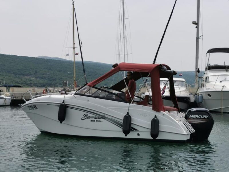 Dunat/Krk: Rent a boat Oki Barracuda 585 - What to Expect: A Day of Coastal Exploration