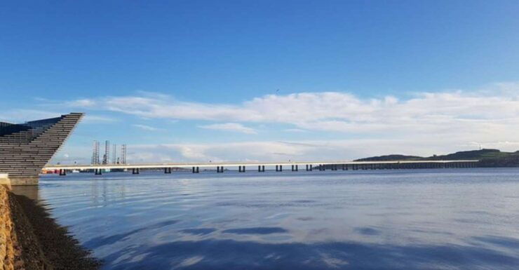 Dundee: Self-Guided Audio Walking Tour - Tour Narration