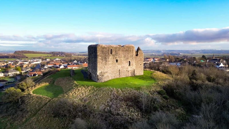 Dundonald Castle: Entry Ticket, Guided Tour & Light Lunch - Good To Know