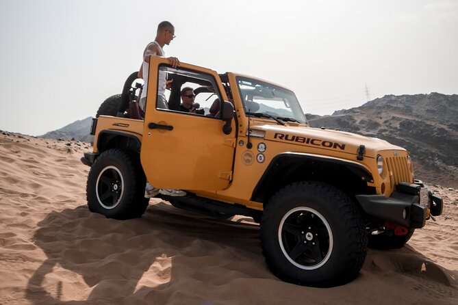 Dune Bashing Experience in Jeddah - Refreshments Provided