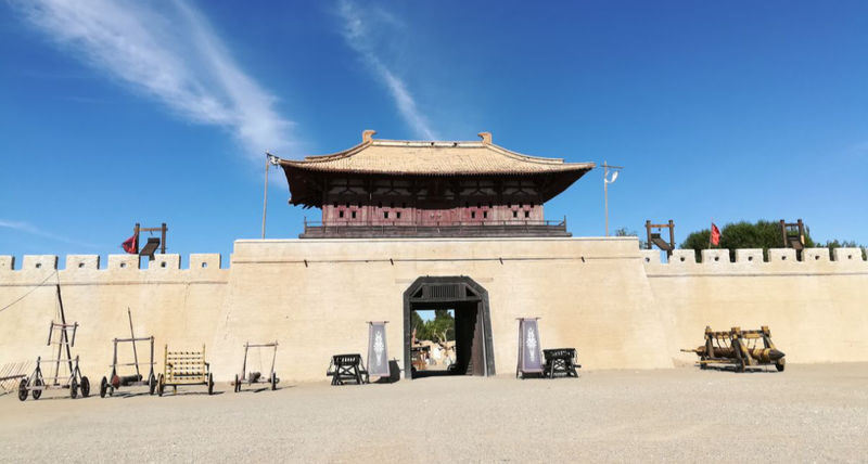 Dunhuang Western Thousand Buddha Caves and Yardang National Geological Park Private Day Tour - Yardang National Geological Park: the main event for big skies