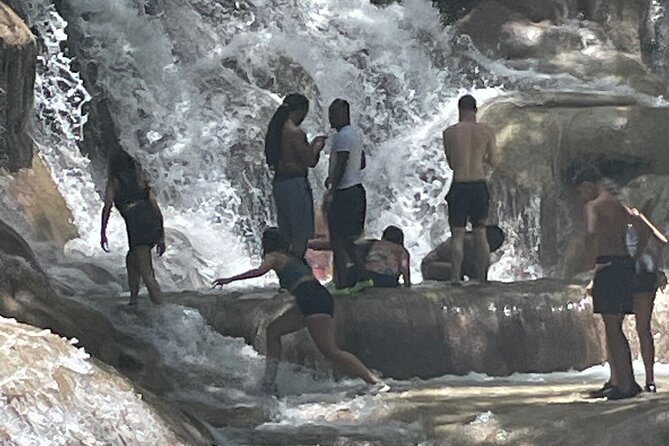 Dunns River and Blue Hole Day Tour - Tour Details