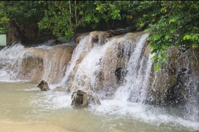 Dunns River Falls - Location and Directions to Dunns River Falls
