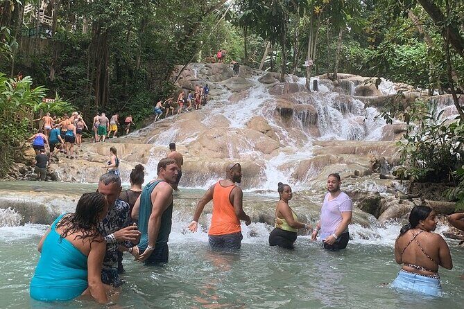 Dunn's River Falls and Blue Hole Islsnd Gully Combo - Good To Know