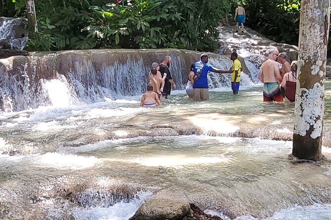 Dunn's River Falls and Martha Brea Bamboo rafting with admissions - Who Is This Tour Best For?
