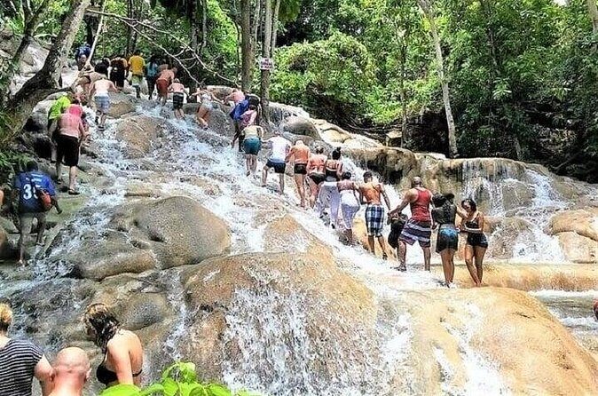 Dunn's River Falls and River Tubing from Falmouth - FAQ