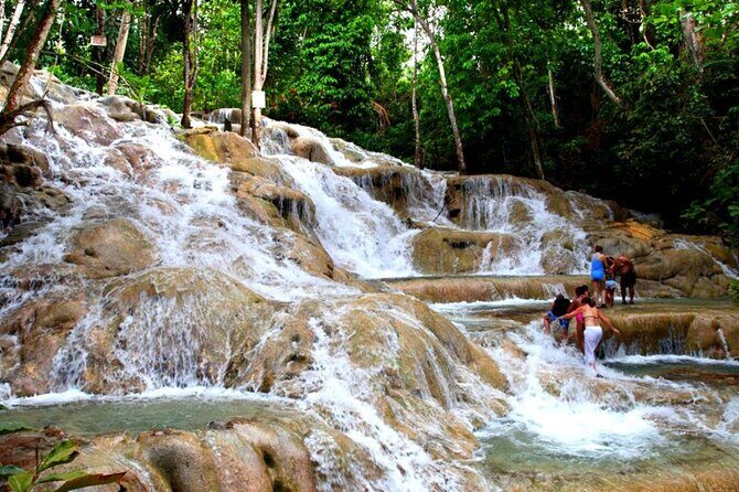 Dunn's River Falls + Bamboo Rafting With Limestone Foot Massage - A Few Considerations