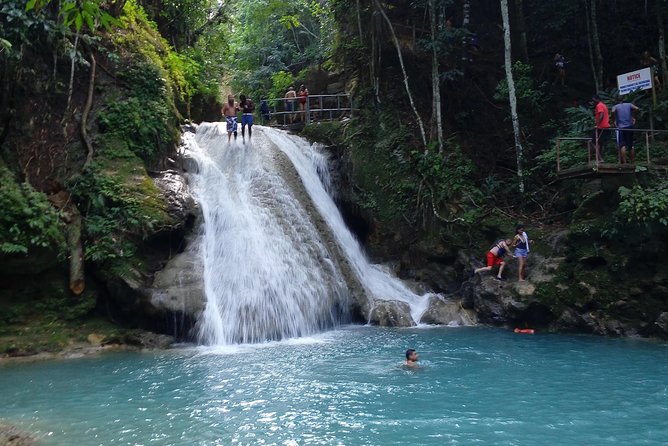 Dunns River Falls - Inclusions