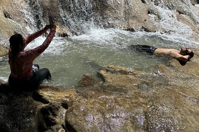 Dunn's River Falls & Island Village, Private Tour from Kingston - Good To Know