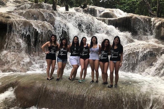 Dunns River Falls Private Hiking Tour From Ocho Rios - Meeting and Pickup Details