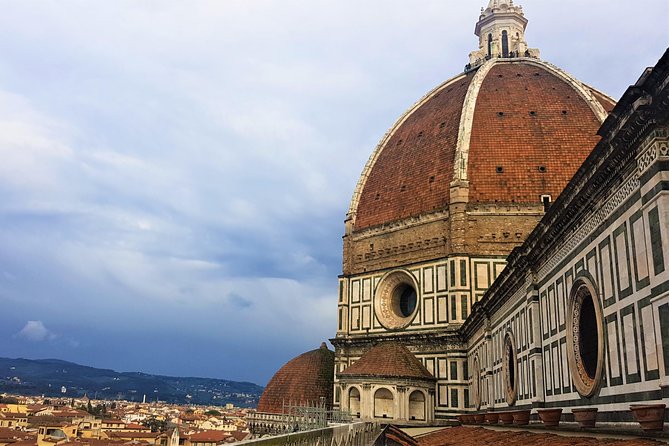 Duomo Express Guided Tour With Special Skip-The-Line Access - Common Questions