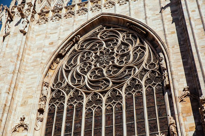 Duomo & Surroundings Private Tour With Locals - Explore Under the Radar Attractions