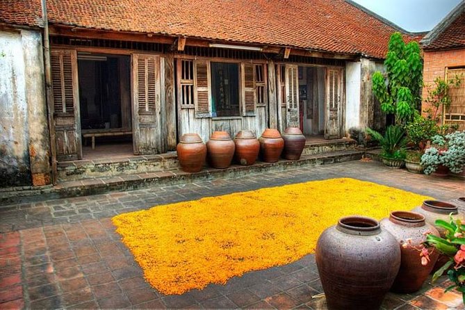 Duong Lam Ancient Village Countryside in Hanoi - Indulging in Local Specialties and Cuisine