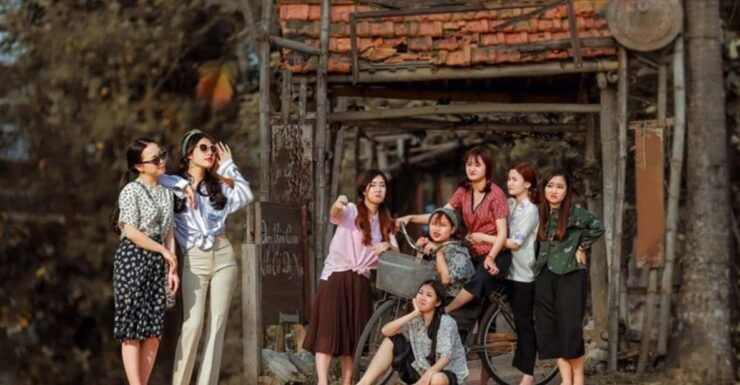 Duong Lam Ancient Village Private Tour In Ha Noi - Good To Know