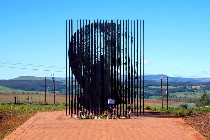 Durban: Drakensberg Rock Art, Midlands Meander & Mandela Capture Site - Guided Hike to Game Pass Shelter