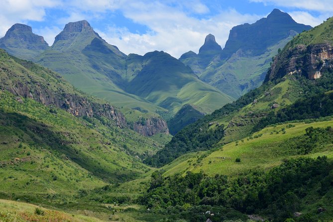 Durban: Giants Castle Rock Art, The Midlands & Mandela Capture Site - Common Questions