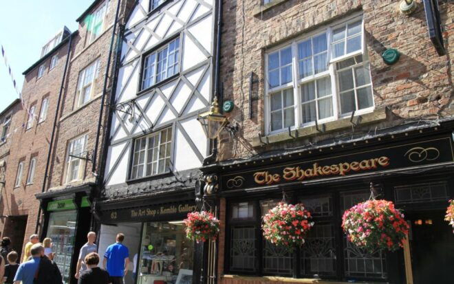 Durham Walking Tour and Tales of Crime and Punishment - Inclusions