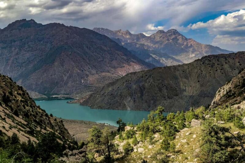 Dushanbe: Iskanderkul Lake with Scenic Drive - Who Should Consider This Tour?